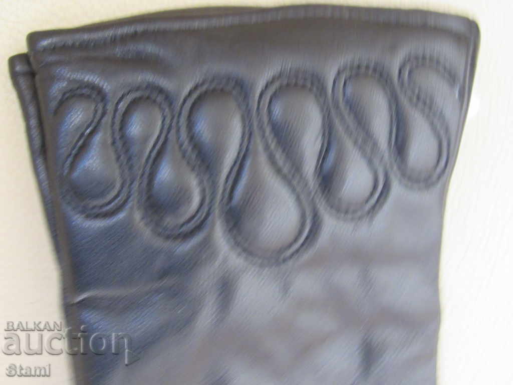 Black women's leather gloves with genuine leather lining,