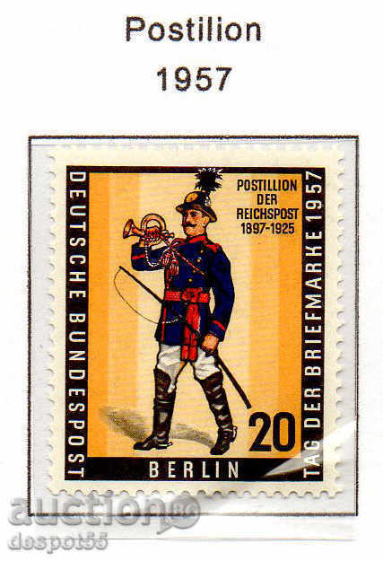 1957. Βερολίνο. Ημέρα γραμματοσήμου. Ταχυδρόμος.