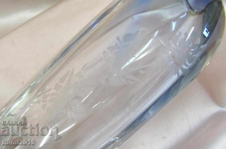 Delivery of Screw Crystal Glass Vase Bohemia Delivery of Screw Crystal Glass Vase Bohemia