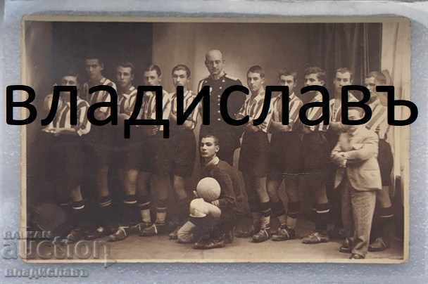 φωτογραφία ποδοσφαίρου Βουλγαρία Ticha Varna με το κύπελλο αξιωματικού 1931