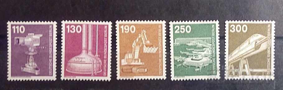 Germany / Berlin 1982 Industry and technology / Locomotives MNH