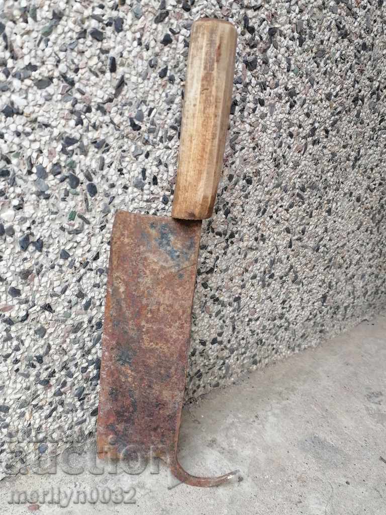 Аукцион Стара кован сатър, брадва, топор, острие, ковано желязо