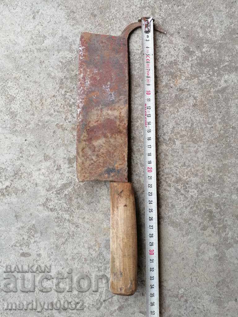 Доставка на Стара кован сатър, брадва, топор, острие, ковано желязо