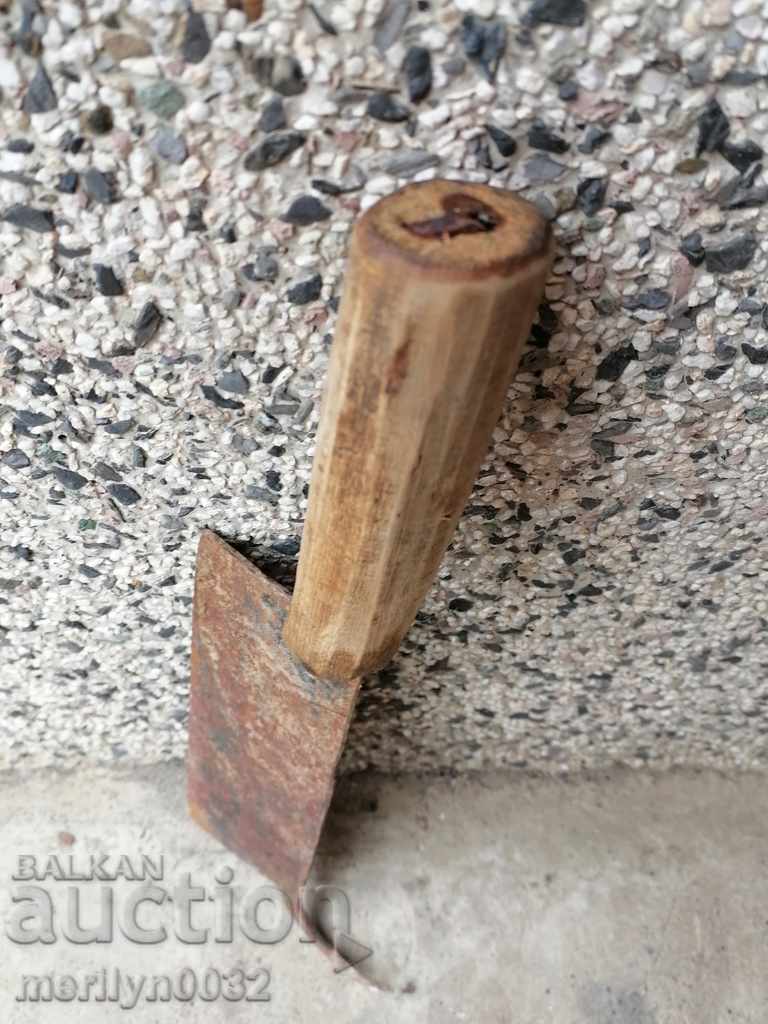 Стара кован сатър, брадва, топор, острие, ковано желязо - 6