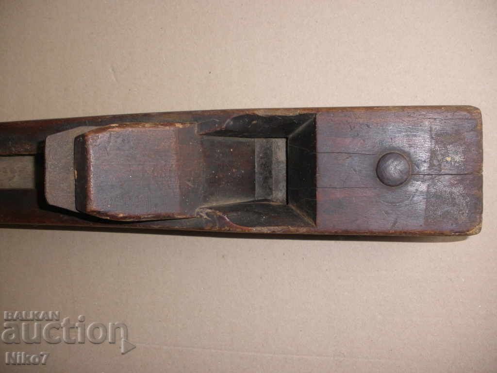 Old large carpenter's plane. - 7 Old large carpenter's plane. - 7