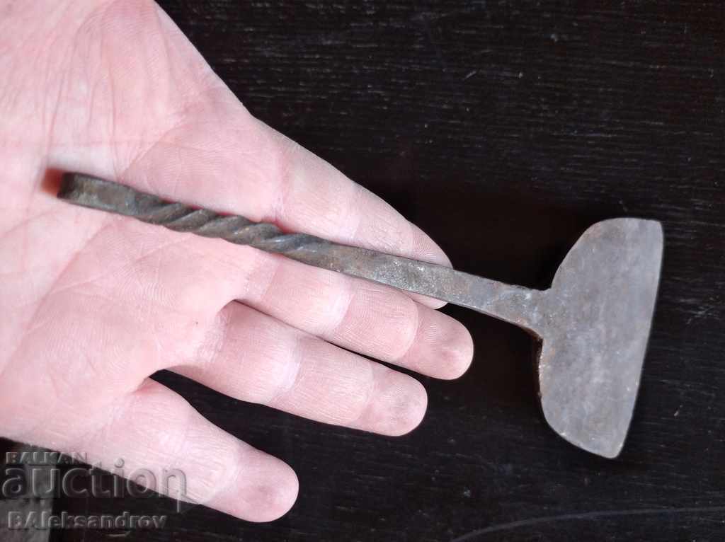 Auction Acne Auction Acne