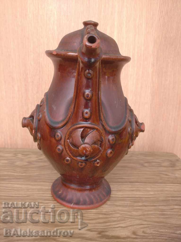 An old wine jug