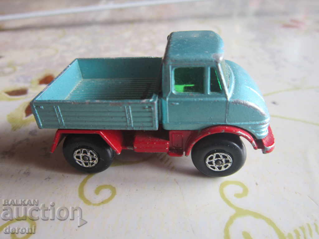 Φορτηγό τρόλεϊ αυτοκινήτου Mercedes Unimog - 7