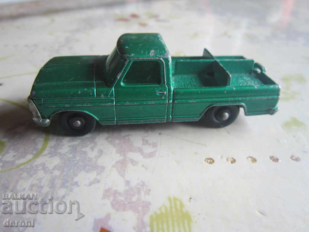 Auction Kennel Truck 1968 pickup truck Auction Kennel Truck 1968 pickup truck