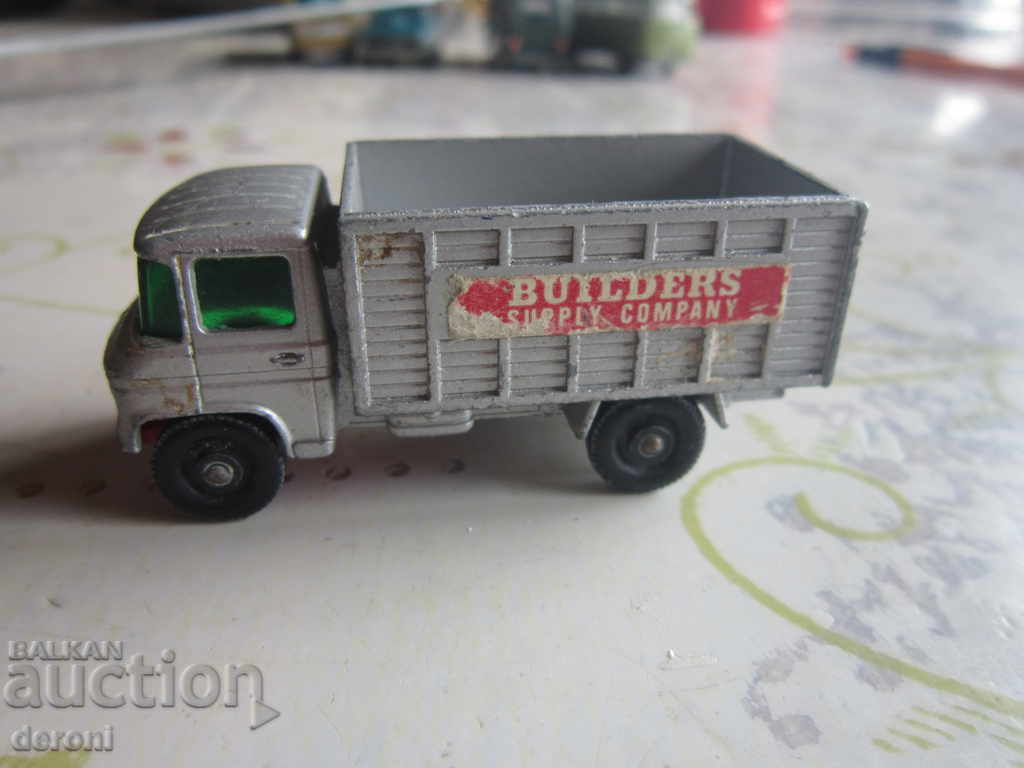 Auction 1969 Mercedes Scaffolding trolley Auction 1969 Mercedes Scaffolding trolley