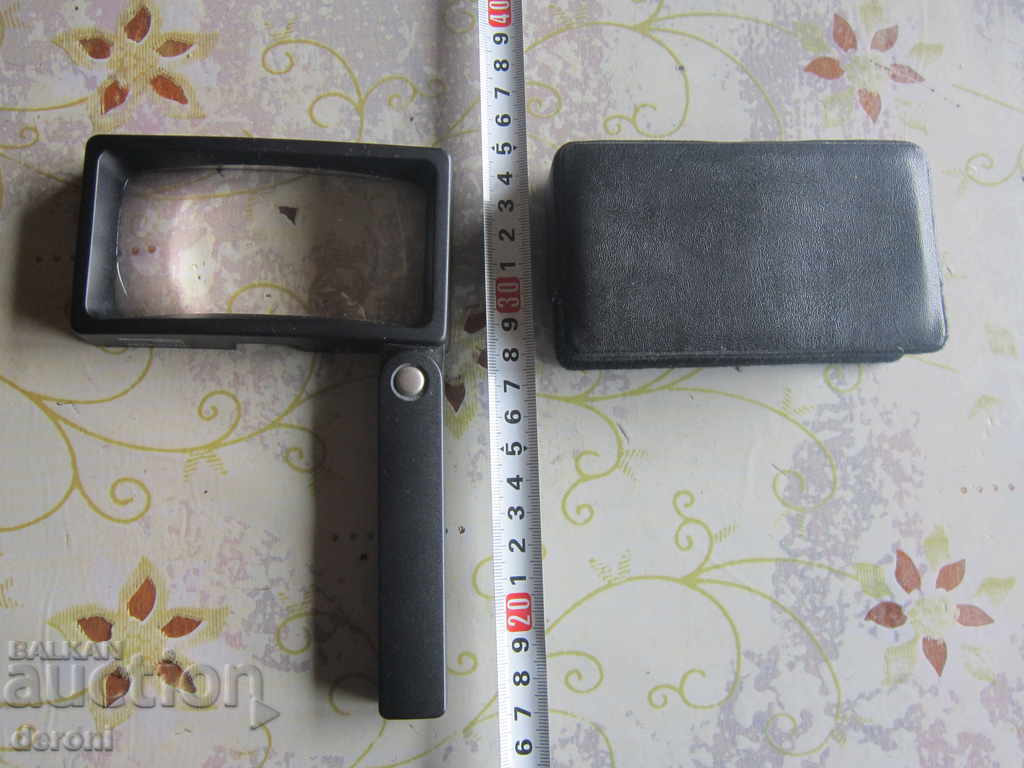 Lupă profesională unică germană Eschenbach cu preț 120.00 BGN | € 61.36