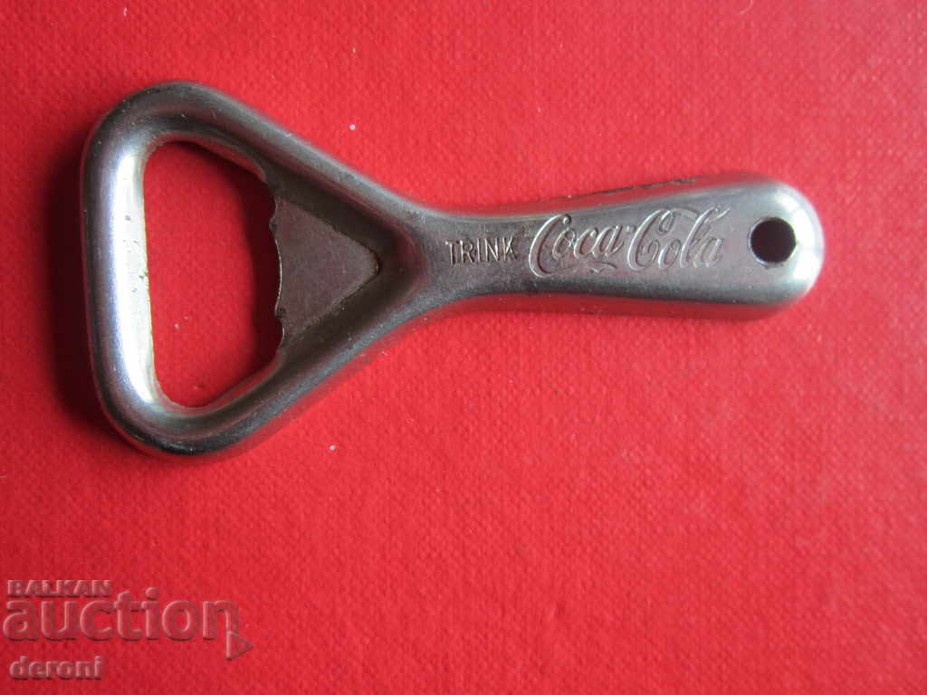 Licitație Vechi deschizător de colecție Coca Cola 2 Licitație Vechi deschizător de colecție Coca Cola 2