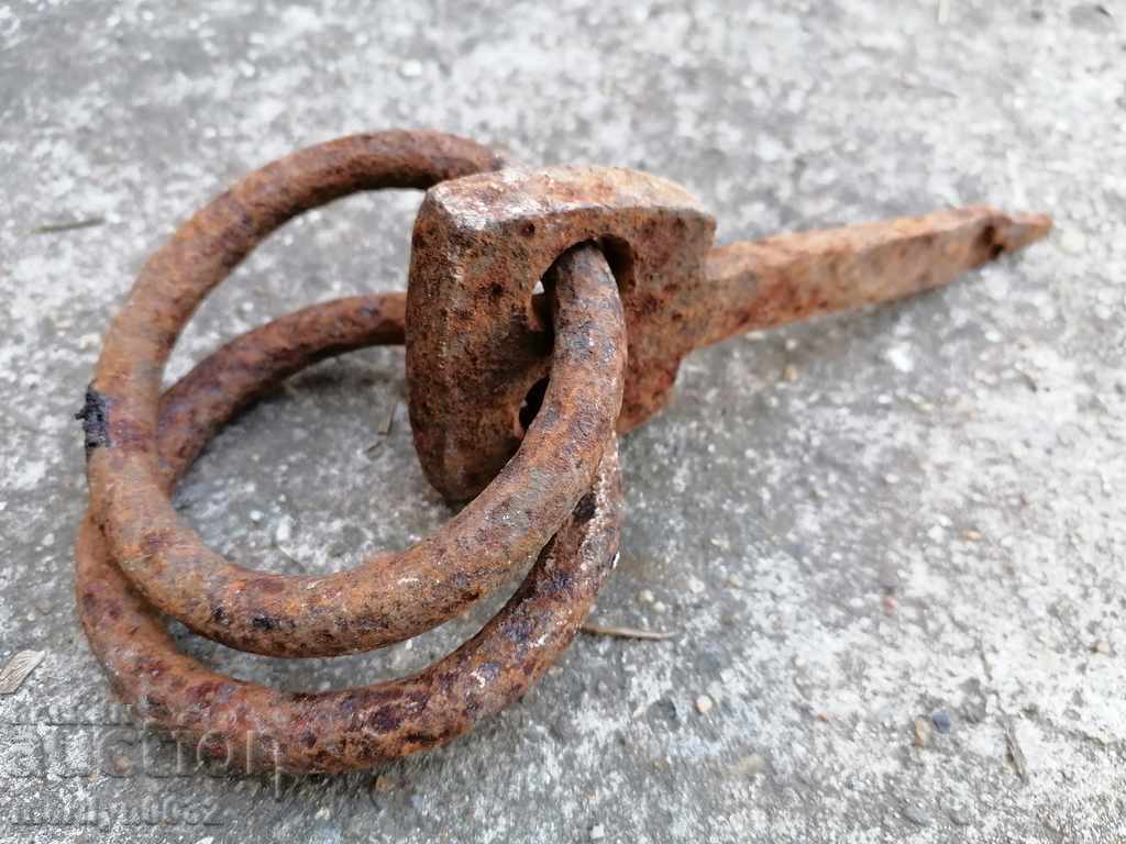Metal rings, wrought iron for a wagon with price 36.00 BGN | € 18.41 Metal rings, wrought iron for a wagon with price 36.00 BGN | € 18.41