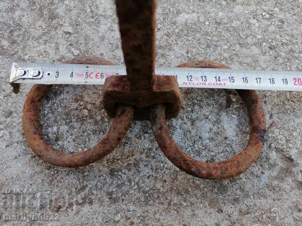 Delivery of Metal rings, wrought iron for a wagon Delivery of Metal rings, wrought iron for a wagon