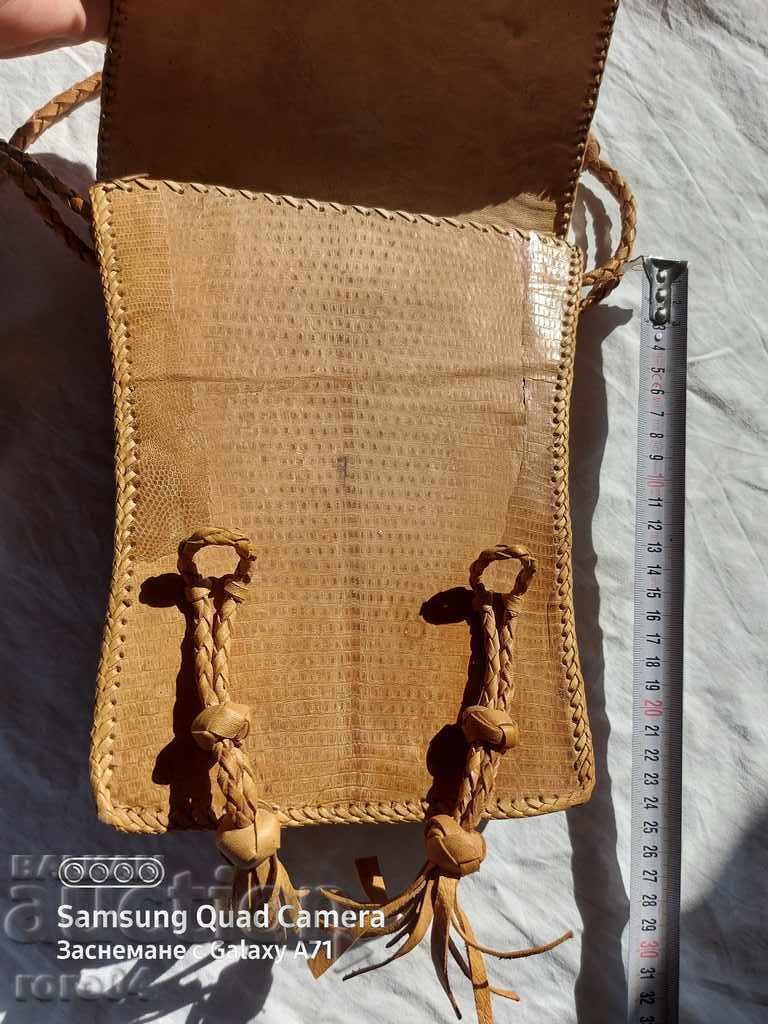 Delivery of CROCODILE - BAG - UNIQUE - NEW Delivery of CROCODILE - BAG - UNIQUE - NEW