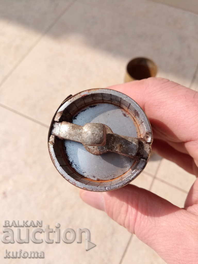 Бронзова кафемелачка - 5 Бронзова кафемелачка - 5