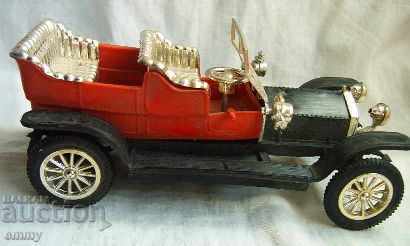 Auction Collectible model retro car Rolls Royce 1907 Auction Collectible model retro car Rolls Royce 1907