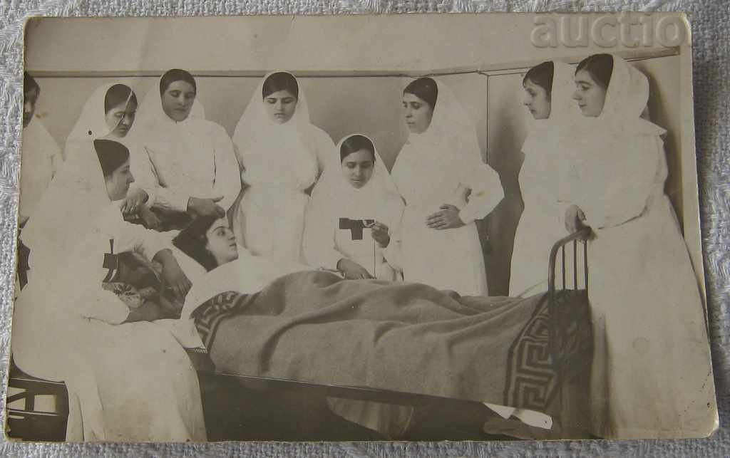 SOFIA 1915 MED. SISTER PASHOVSKA OPERATION PULSE MEASUREMENT PHOTO
