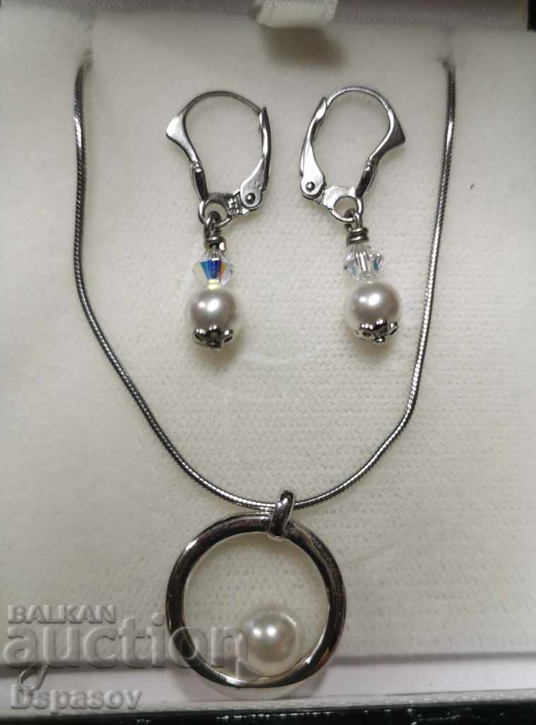 Set of Silver Necklace and Silver Earrings with Pearls