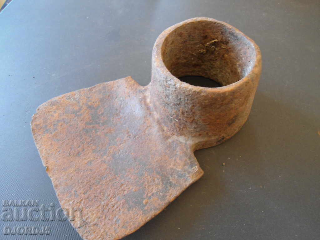 Old agricultural implements with price 3.00 BGN | € 1.53 Old agricultural implements with price 3.00 BGN | € 1.53