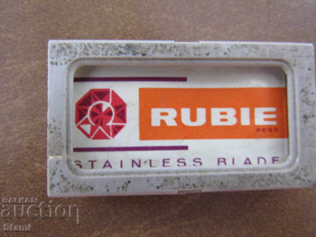 RUBIE shaving box