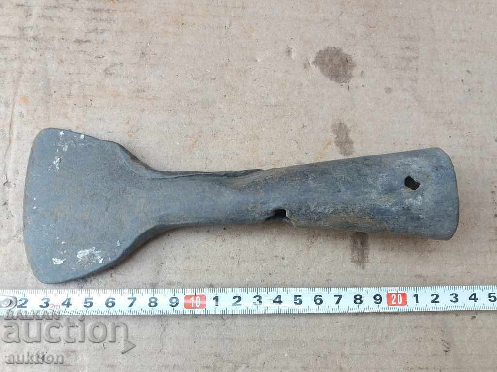 SOLID METAL FIREPLACE with price 5.99 BGN | € 3.06 SOLID METAL FIREPLACE with price 5.99 BGN | € 3.06