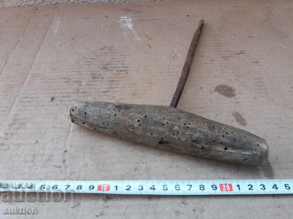 Unealtă veche de tâmplărie - burghiu - 7