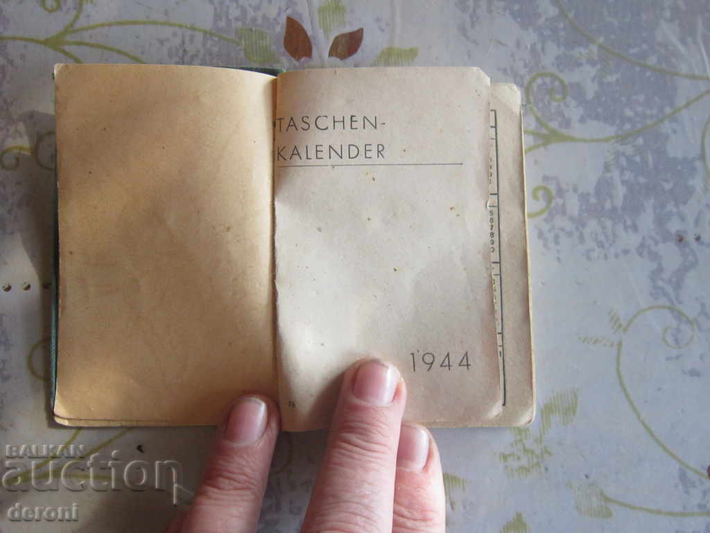 Auction German calendar 3 Reich 1944 with four-leaf clover Auction German calendar 3 Reich 1944 with four-leaf clover