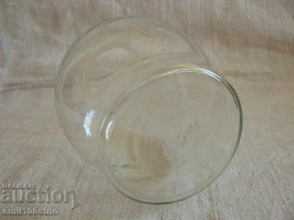 Auction  Old Vase thin engraved glass