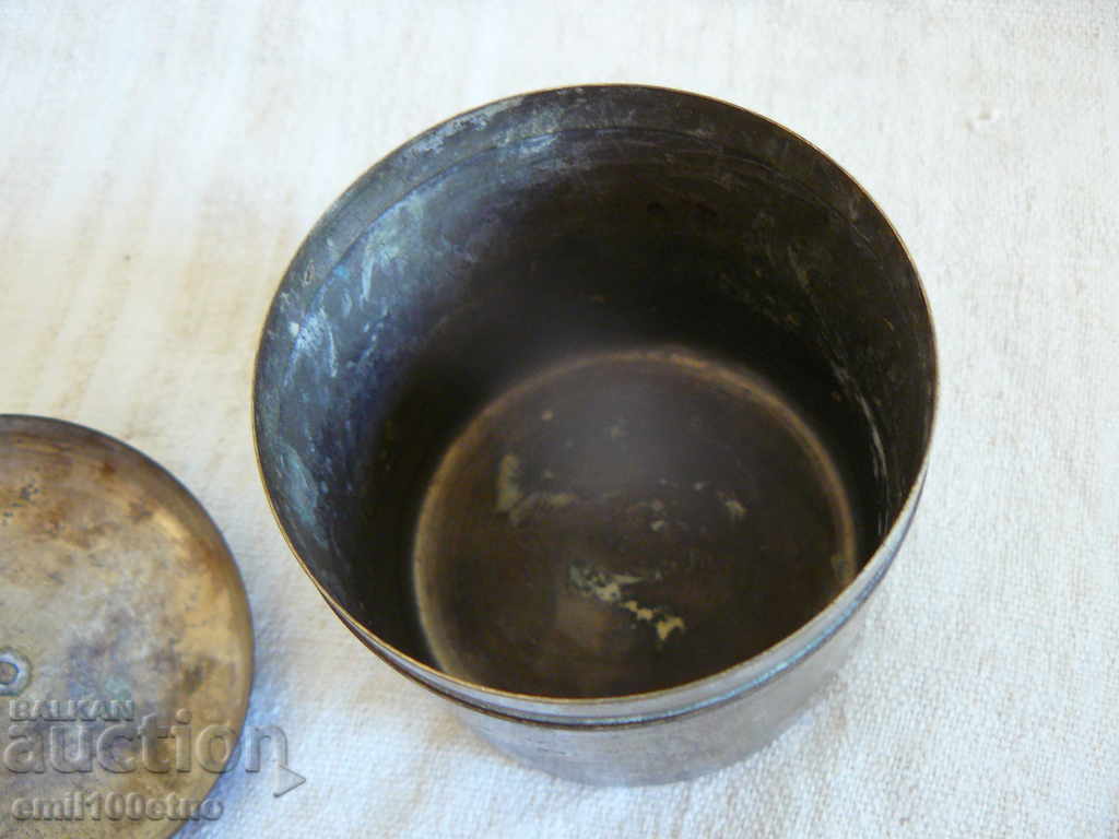 Παλιό μεταλλικό κουτί - φαρμακείο - 5