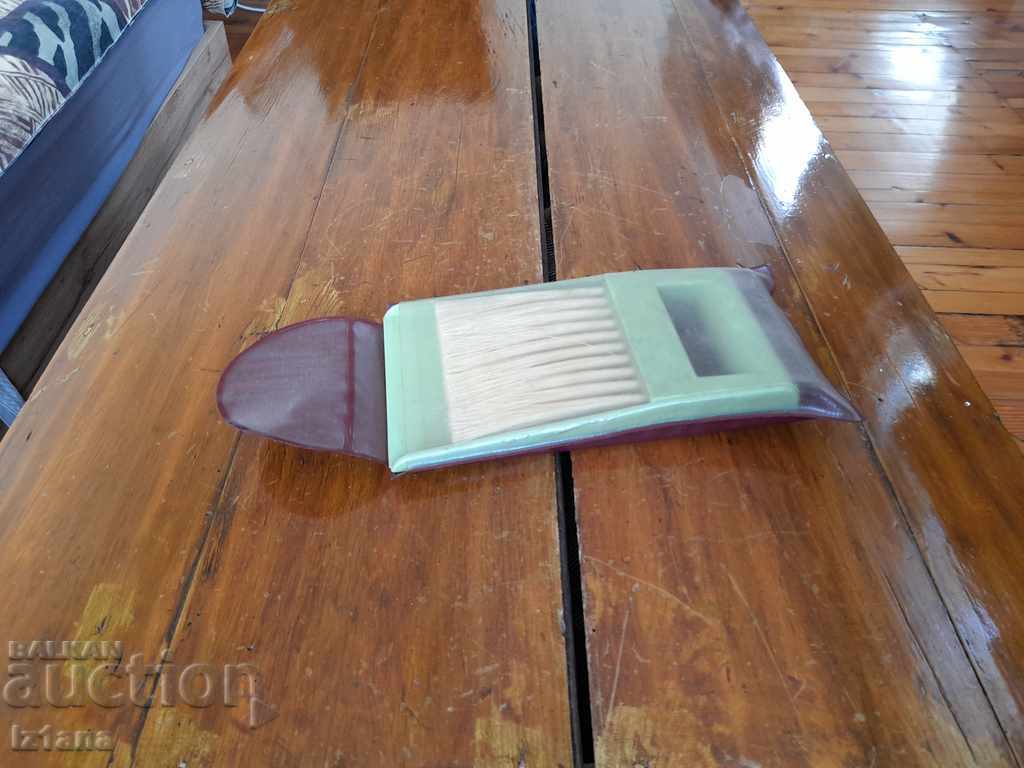 Dustpan and Brush Set Dustpan and Brush Set