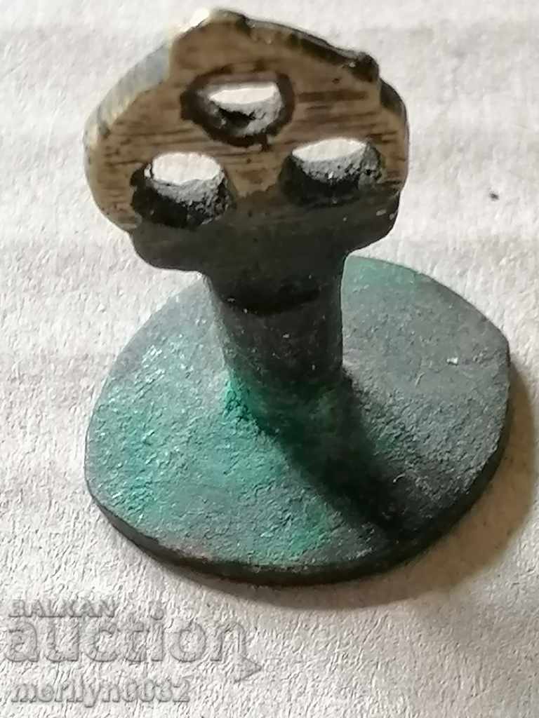 Sigiliul de bronz Old Revival Unique cu preț 149.00 BGN | € 76.18 Sigiliul de bronz Old Revival Unique cu preț 149.00 BGN | € 76.18