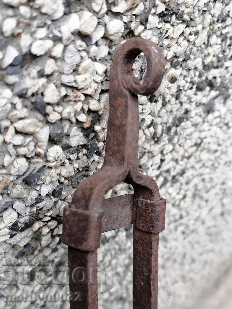 Παλιά dilaf, πολτό, σφυρήλατο σίδερο για ένα φούρνο με τιμή 29.00 BGN | € 14.83 Παλιά dilaf, πολτό, σφυρήλατο σίδερο για ένα φούρνο με τιμή 29.00 BGN | € 14.83