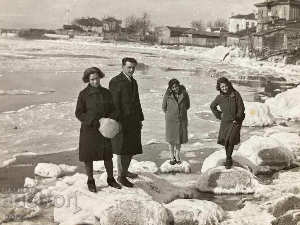 Delivery of Anhialo Frozen Sea 1929 photo Kalachev Delivery of Anhialo Frozen Sea 1929 photo Kalachev