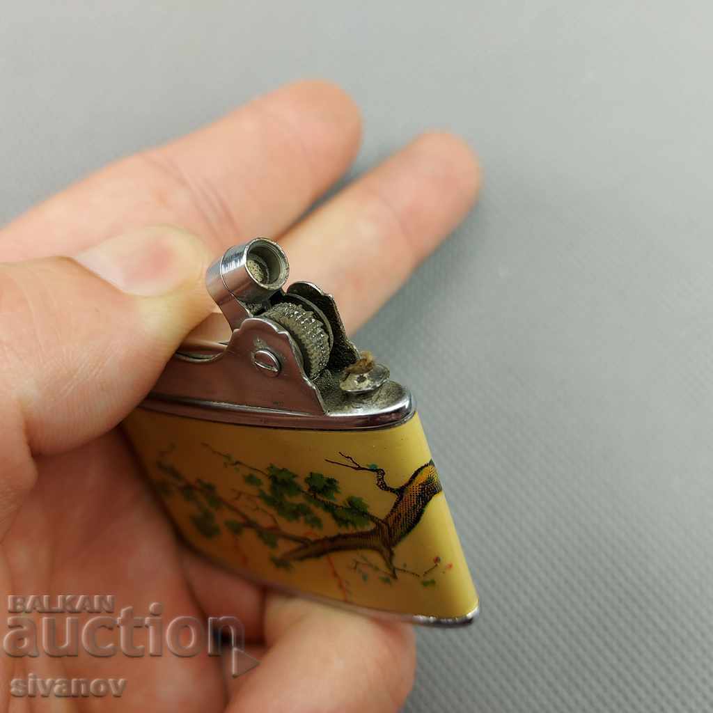 Auction Interesting Old Metal Gasoline Lighter B0121 Auction Interesting Old Metal Gasoline Lighter B0121