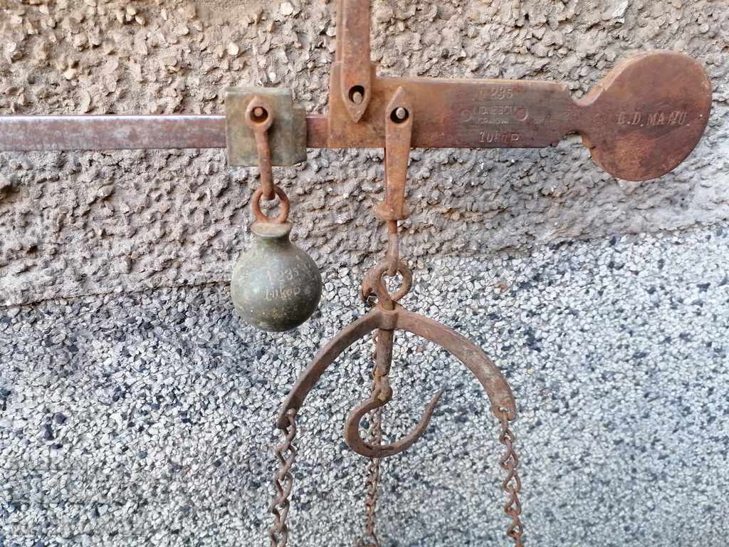 Romanian scale with mace scale wrought iron palanza - 7