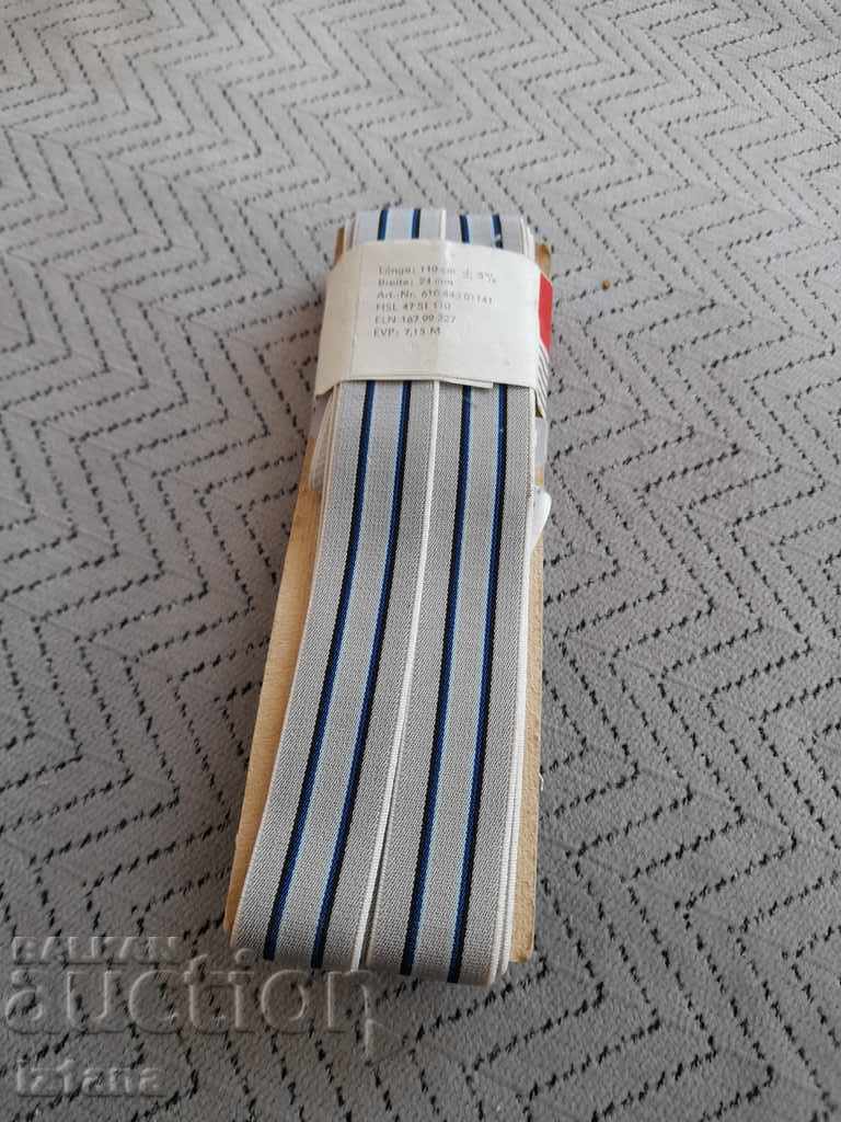 Delivery of Old suspenders, straps