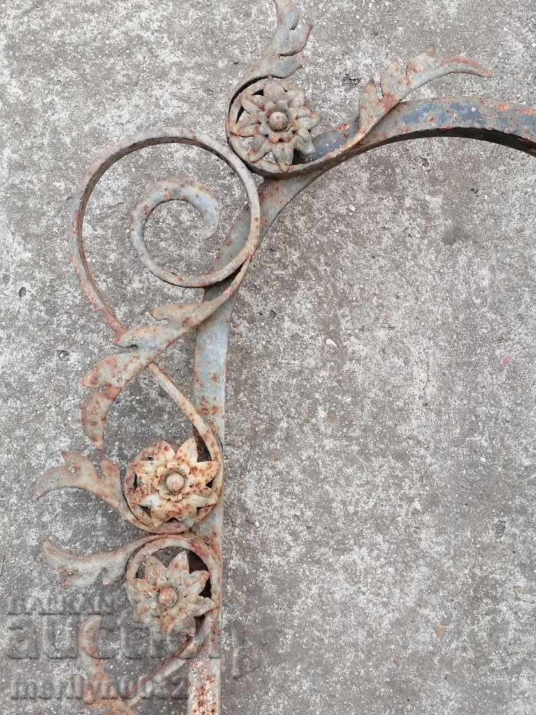 Παλιά φιγούρα αψίδα σφυρήλατο σίδερο με τιμή 86.00 BGN | € 43.97 Παλιά φιγούρα αψίδα σφυρήλατο σίδερο με τιμή 86.00 BGN | € 43.97