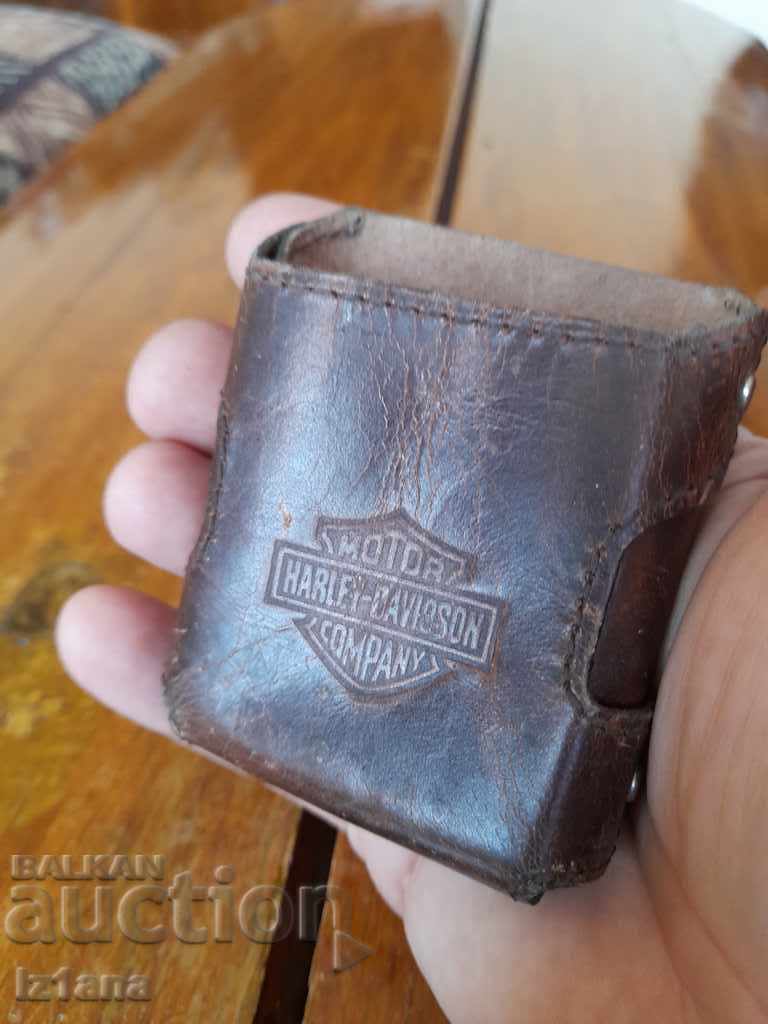 Old Harley Davidson Cigarette Case with price 75.00 BGN | € 38.35 Old Harley Davidson Cigarette Case with price 75.00 BGN | € 38.35