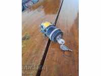 Παλιό μυστικό κουμπί, διακόπτης ΒΤ 502