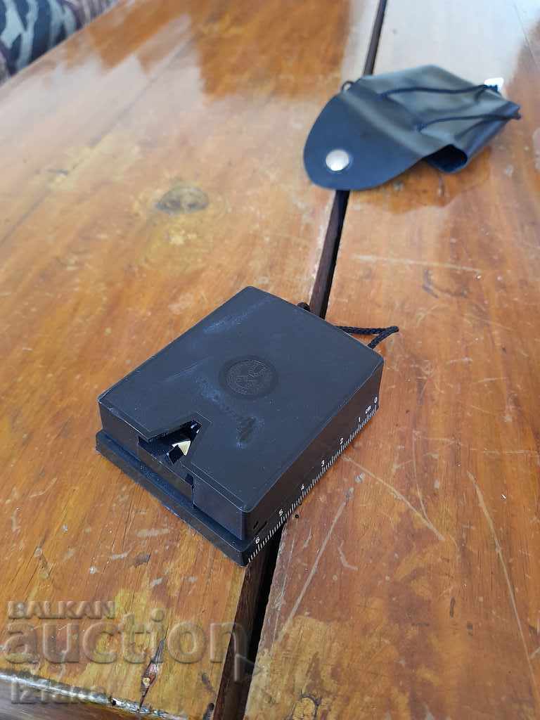 An old compass with price 45.00 BGN | € 23.01 An old compass with price 45.00 BGN | € 23.01