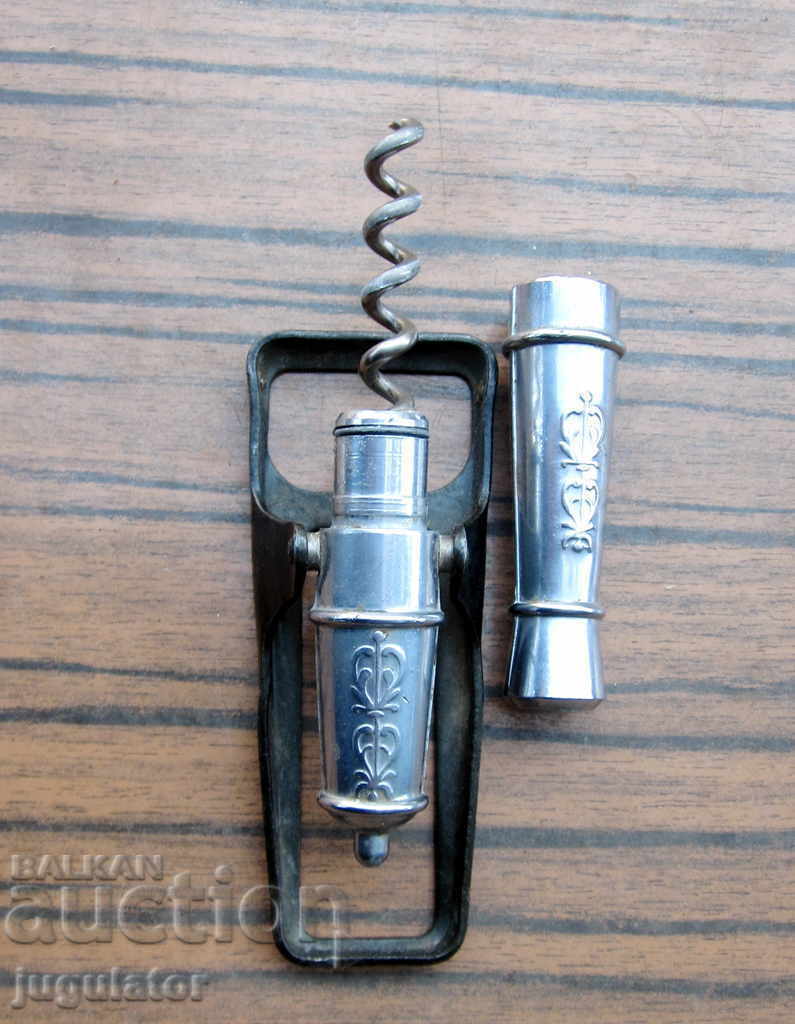 Delivery of old metal mock-up model of cannon opener and corkscrew Delivery of old metal mock-up model of cannon opener and corkscrew