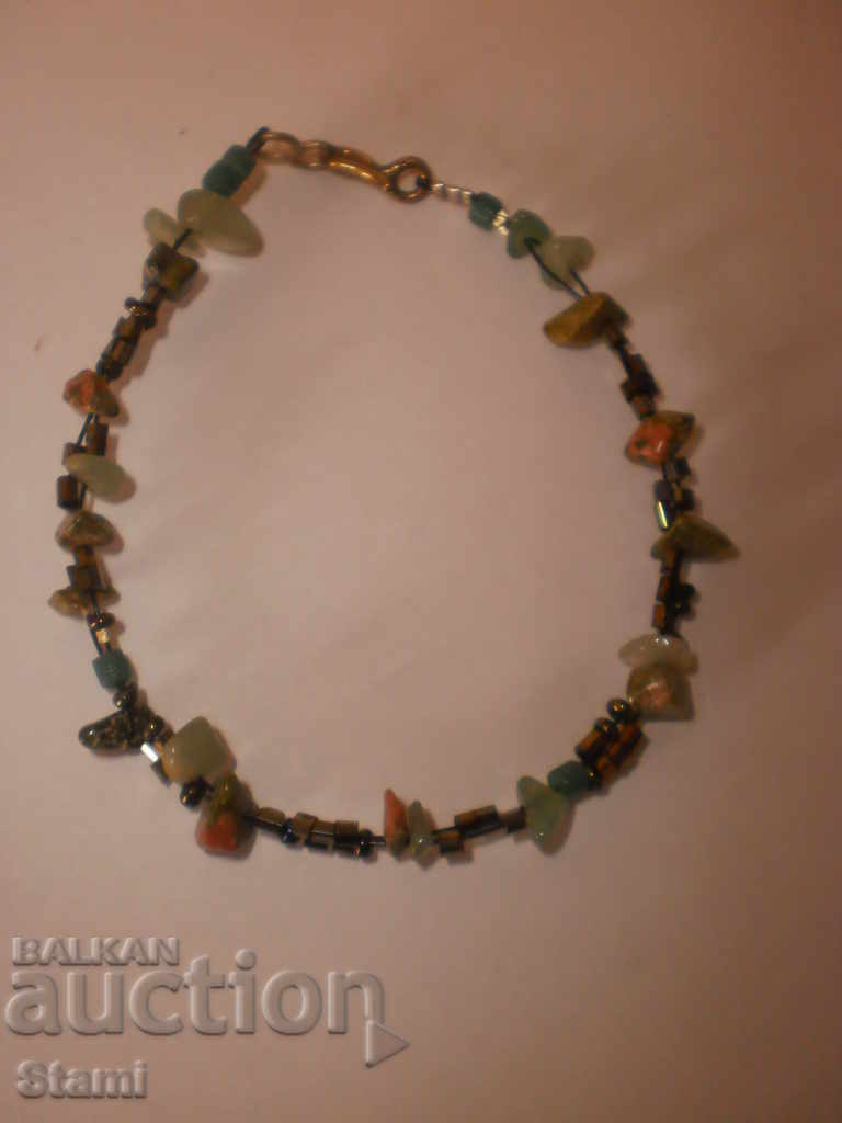 Auction  Semi-precious stones bracelet-mix from Ghana