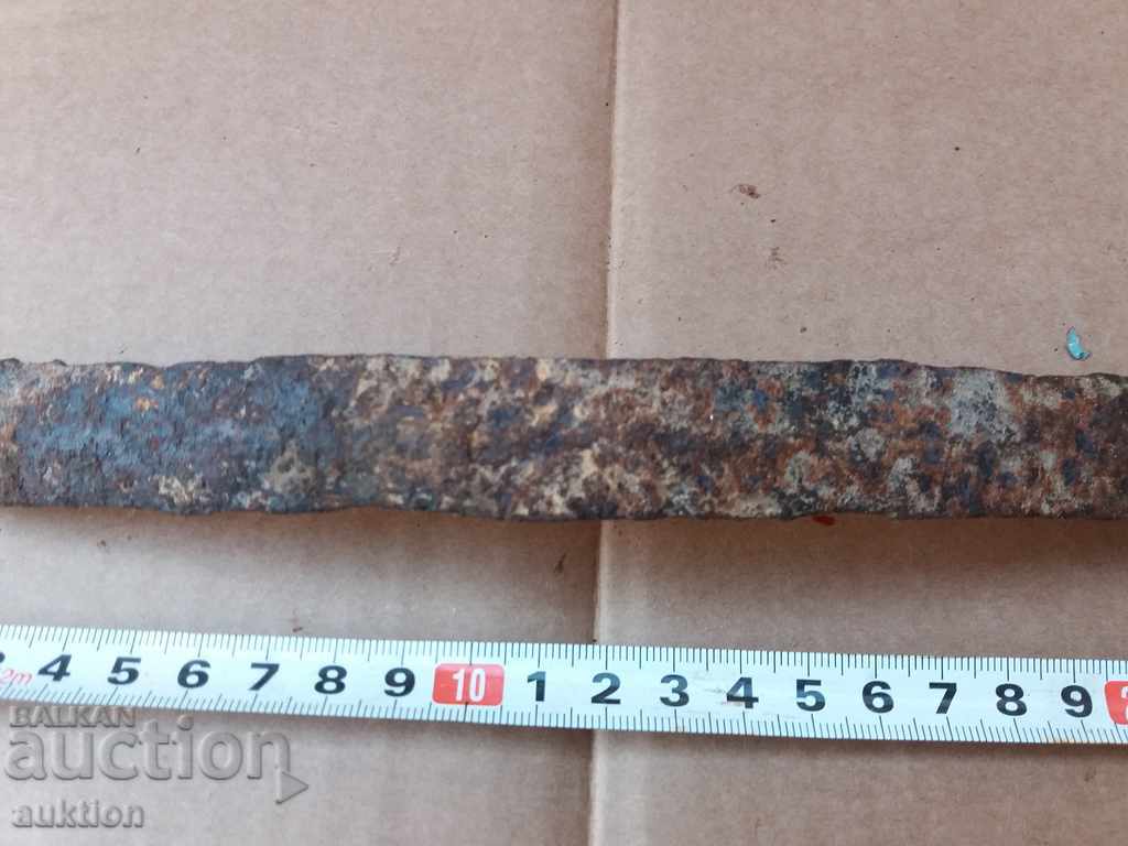 Auction  OLD MASSIVE FORGED LOCK - CRANE