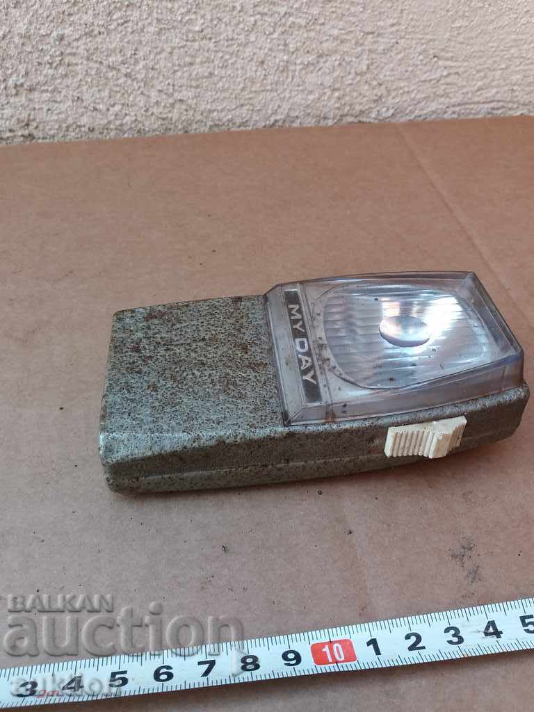 Auction OLD LAMP, SPOTLIGHT - MY DAY Auction OLD LAMP, SPOTLIGHT - MY DAY