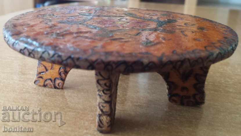 Delivery of Old handmade wooden table Delivery of Old handmade wooden table