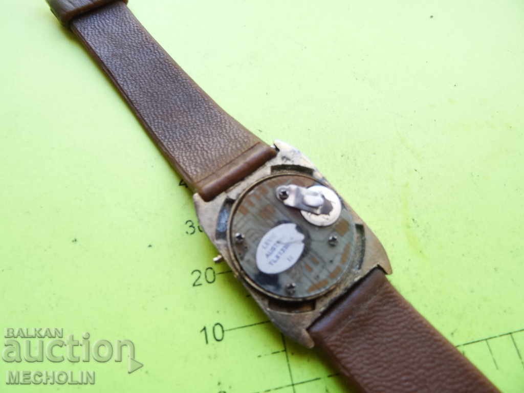 Delivery of LEVIS QUARTZ Delivery of LEVIS QUARTZ