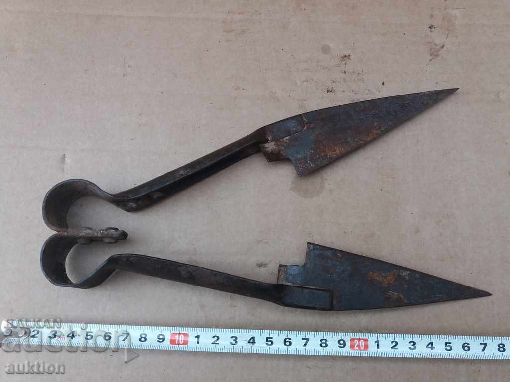 OLD SHEEP SHEARS - EXCELLENT