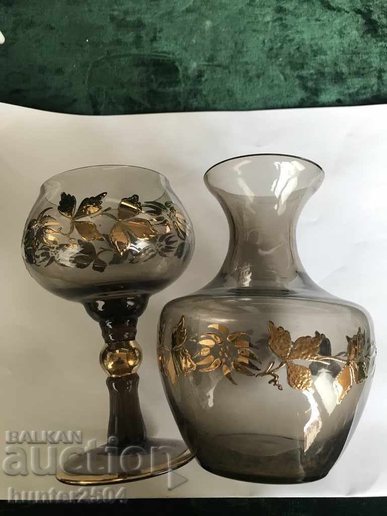 Cup and vase-smoked old glass with gold-height.19cm Bg with price 43.95 BGN | € 22.47 Cup and vase-smoked old glass with gold-height.19cm Bg with price 43.95 BGN | € 22.47