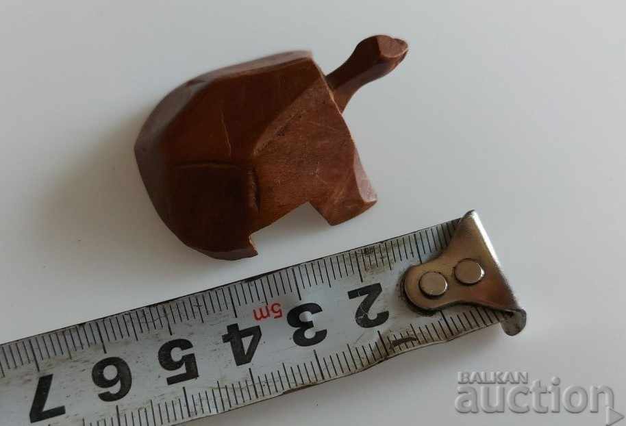 Delivery of SMALL PRIMITIVE FIGURE OF A TURTLE STATUTE FIGURE Delivery of SMALL PRIMITIVE FIGURE OF A TURTLE STATUTE FIGURE